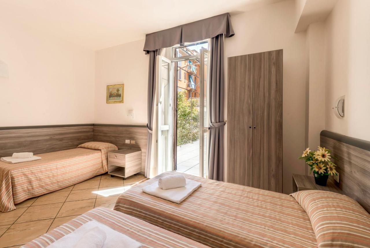 Hotel Brianza Milan Bagian luar foto